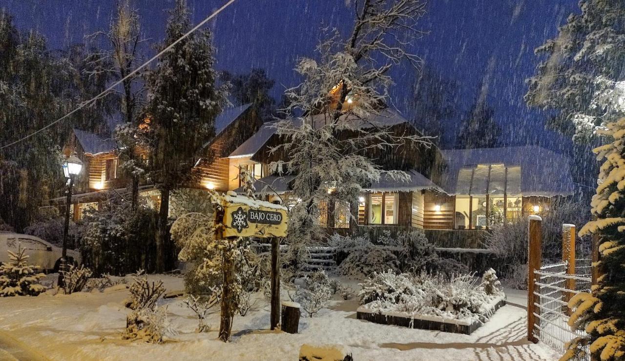 Hosteria Bajo Cero Hotel Villa La Angostura Bagian luar foto